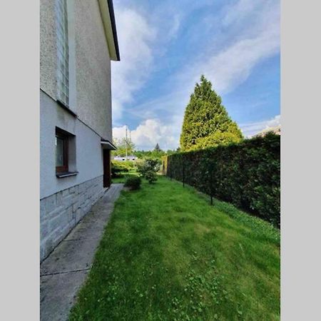 Family Apartment With Garden And Parking Spot Ceske Budejovice Luaran gambar