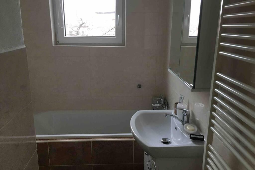 Family Apartment With Garden And Parking Spot Ceske Budejovice Luaran gambar