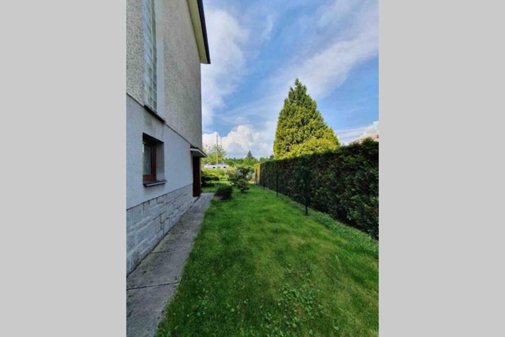 Family Apartment With Garden And Parking Spot Ceske Budejovice Luaran gambar